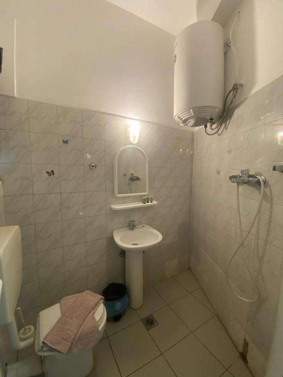 Dima Rooms And Apartments Ateny Zewnętrze zdjęcie